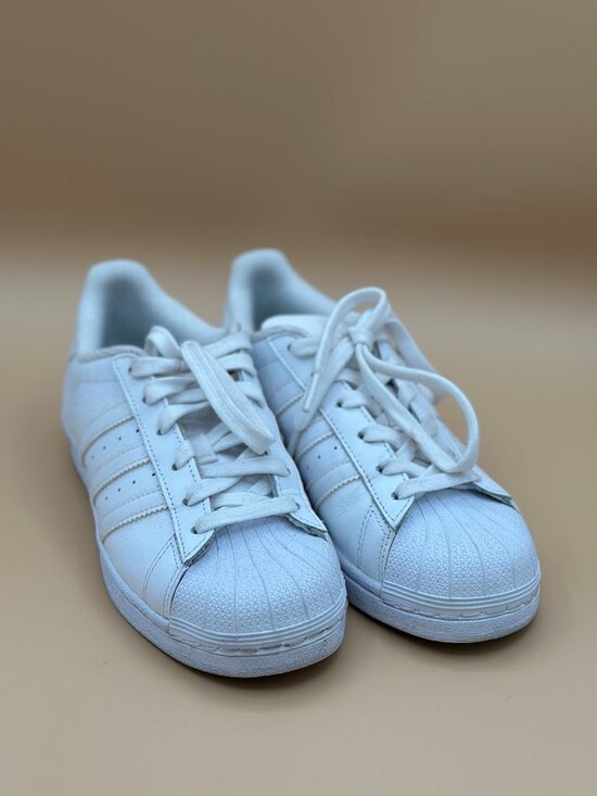adidas Shoes - Adidas Superstar White Leather Sneakers Women’s Size 4.5 Classic Shell Toe